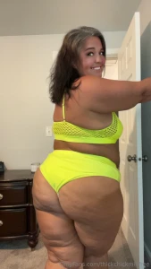 Cum see mommy strip and twerk thickchickamy 614-597-8494 part 4