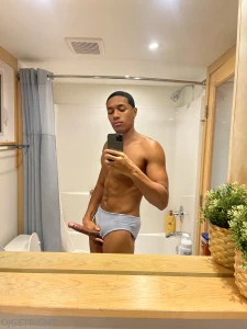 I can t keep it in my pants