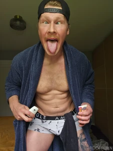 Goon setup of the day penis arousal gel g-spot cream my goonstick will