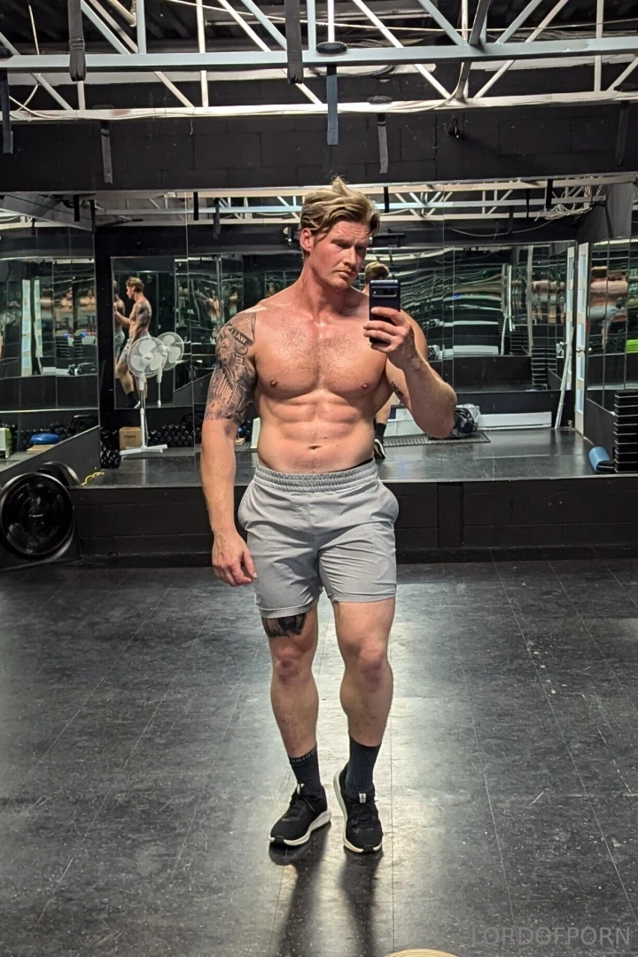 Gym done now time to goon 