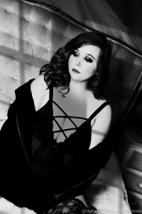 Can you brighten up my day hmu