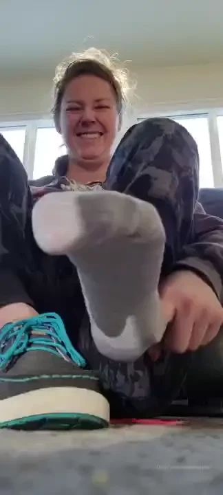 It makes you wild doesn t it now come rub them 