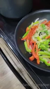 Do you like a lady who cooks