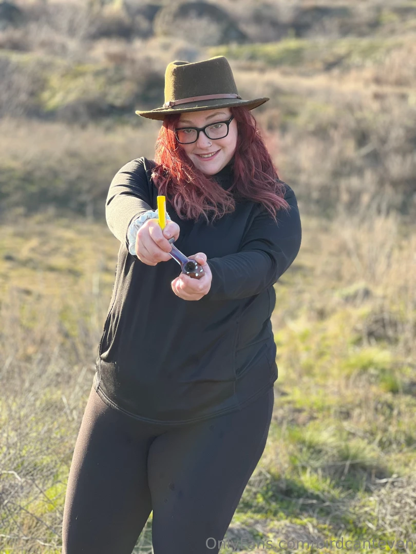 Please come stuff me i mean my pipe 