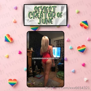 Sexiest creator of june round one top two go to round two a ginger262 part 1