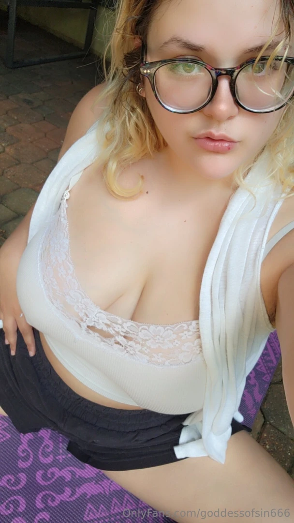 What s your favorite kind of content to see from me 