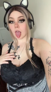 Let me taste that cock daddy
