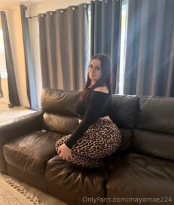 Trust me i only look innocent but i m a bit freaky dm and i ll prove