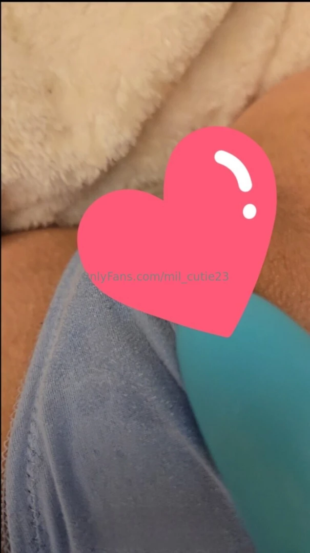 Pov my pussy squirted so much this morning using my vibrator 