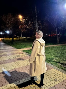 Night walks are my weakness especially when the city lights sparkle