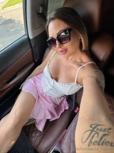 Hey babes it s lunaaura and don t let the cute face fool you i m