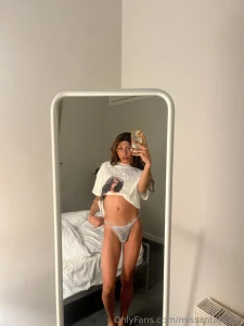 Zoom in i dare you but you can message me if you really want the full