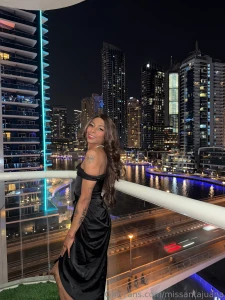 The view s amazing but i d rather have you behind me dm