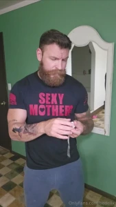 A fan finally convinced me to pull out the tape measure and size my