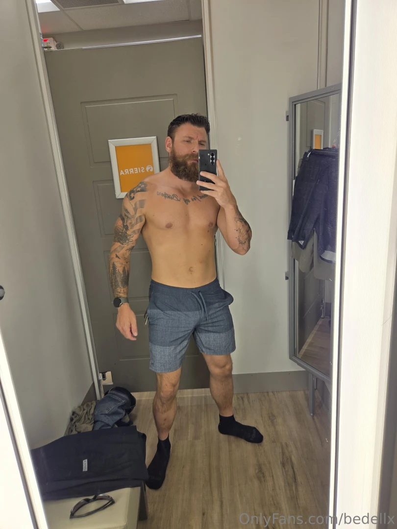 Went and tried on and bought some new shorts today what ones are the part 1 