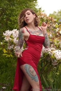 Girl in red would love to sit on your dick