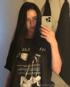 Puppet on strings only if i m holding them