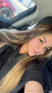 Imagine meeting a girl as beautiful as me on the street you d be very