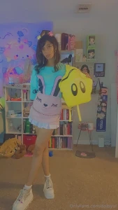 How cute is this outfit do you want the spicy version of this one