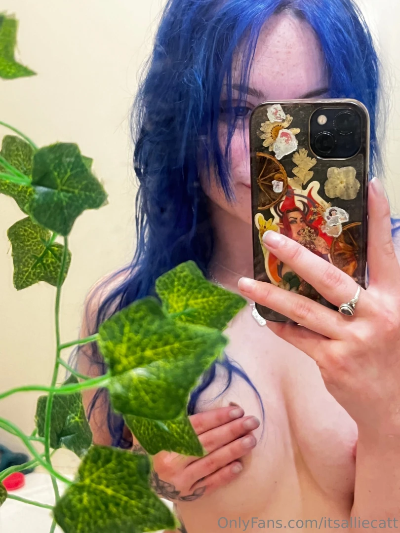 Before shower pics x3 for the price of 2 you re welcome 