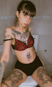 I want to have your cock in my pussy and play with it until orgasm