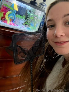 Enjoy my photos of my new fish his name is maui this fish is my last part 18