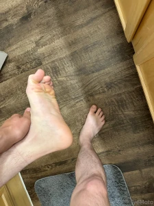 My feet are so hot and sweaty rn do you wanna smell or suck on these part 5