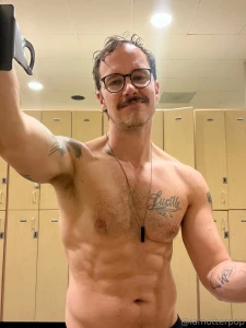 A few photos from the last month of gym a sewing project and behind part 4