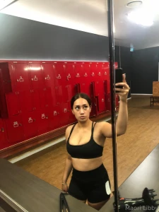 Gym session what would you like to see me post more of on onlyfans part 1