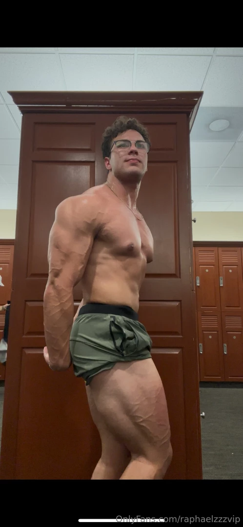 I love a man that will submit to me will you 