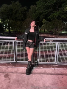 Saw jhope in san antonio he likes his girls pretty so fine how do you part 1