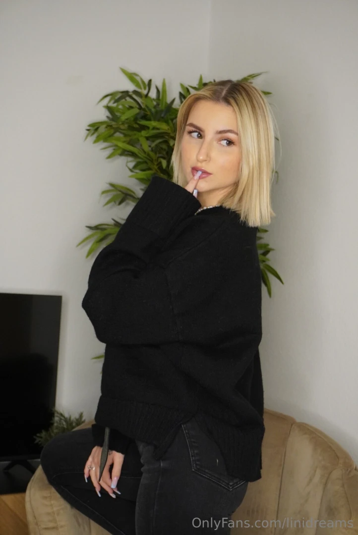 Your favorite blonde part 15 