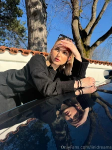 Dass die motorhaube hei ist liegt nicht an der sonne