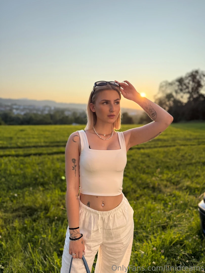 Ich und der sonnenuntergang auf einem date 