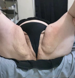 Few booty shaking vids to cum xoxo part 1