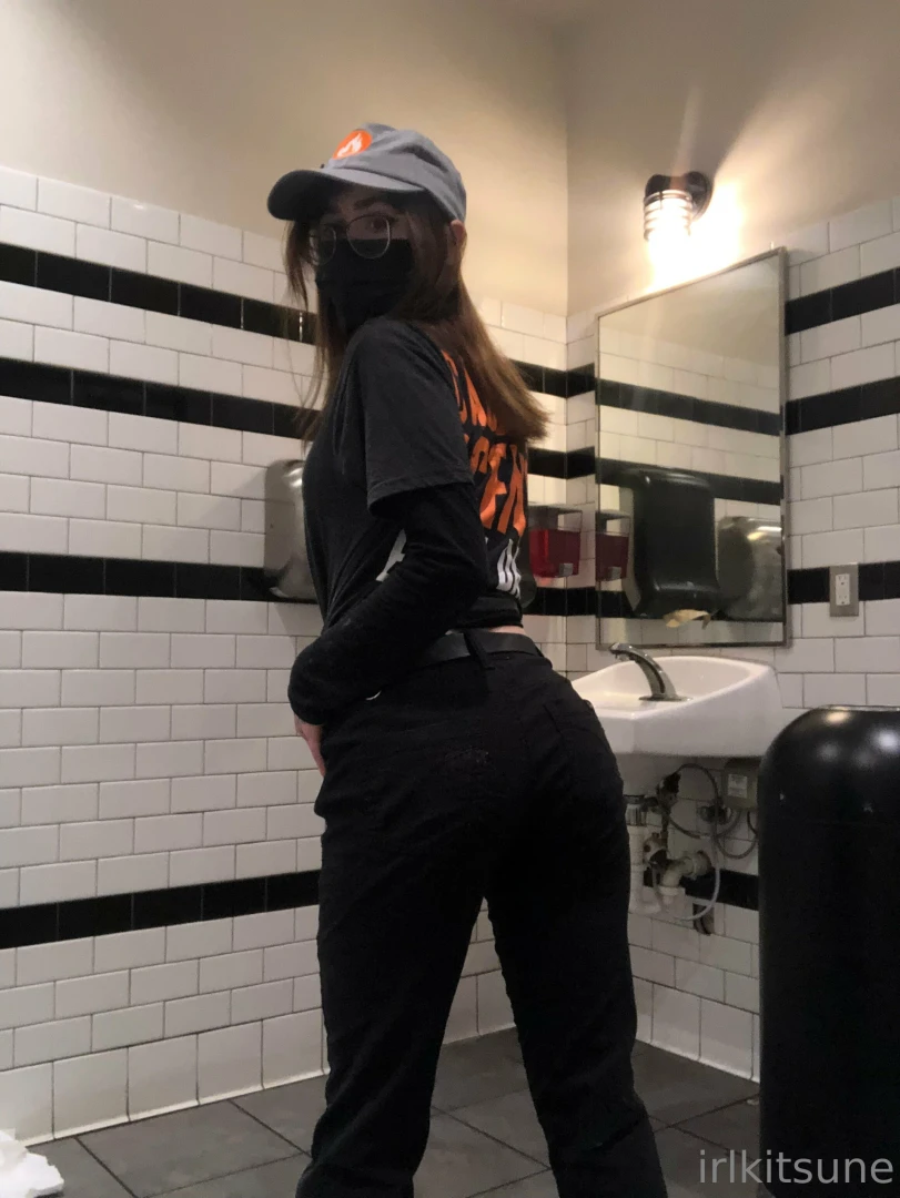 Hi lt 3 welcum to blaze pizza what can i do for you 3 