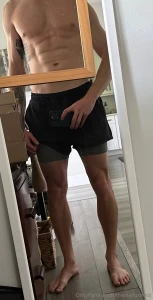 Do you like when daddy gets ready to go to the gym and takes a picture