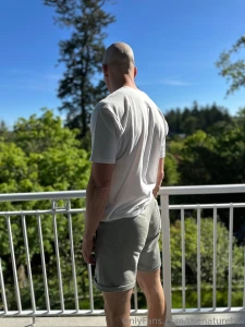 Undress me and turn me around one swipe at a time part 4