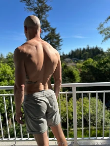 Undress me and turn me around one swipe at a time part 5