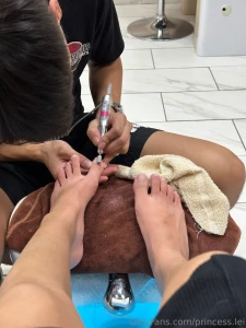 Omg this really cute guy just gave me the best most sensual pedicure