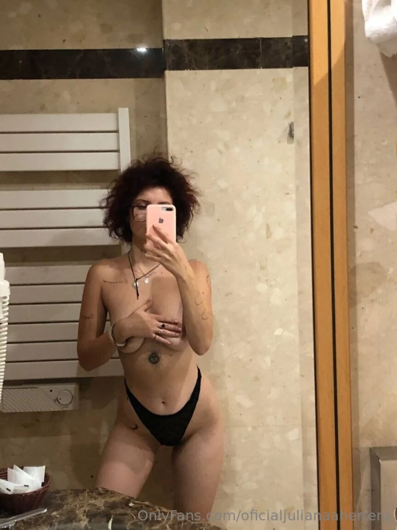 This baby jessica_sexology wants you to take off everything she has on part 3 