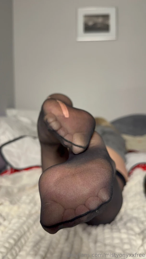 Oops i ripped my stockings 1 min 28 secs watch here or on my premium 