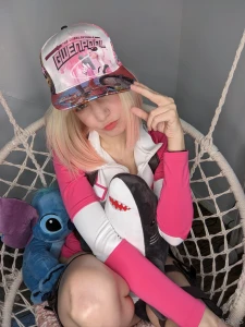 Gwen throwback because she rocks part 1