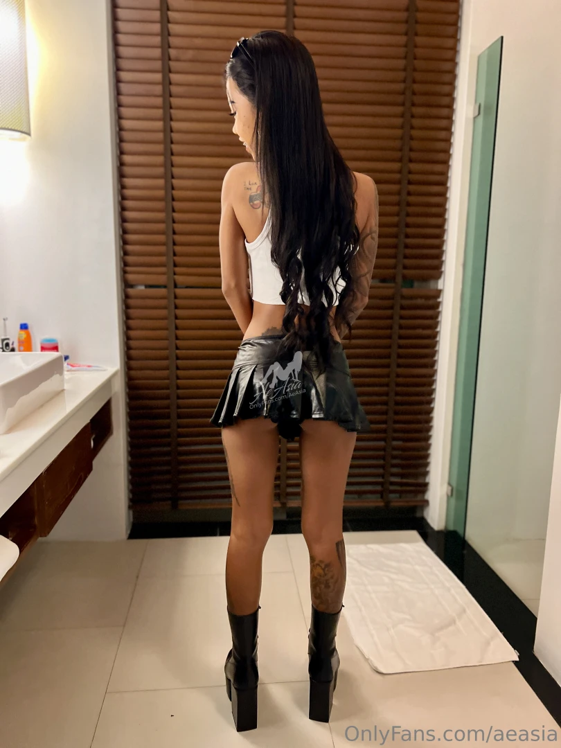 Just here to brighten your scroll 