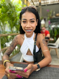 Independence looks real good on me don t you think