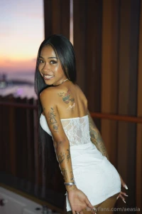 Just out here being dangerously cute