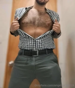 Do you need a hairy and kinky bear in your bed reybigbear come here part 23