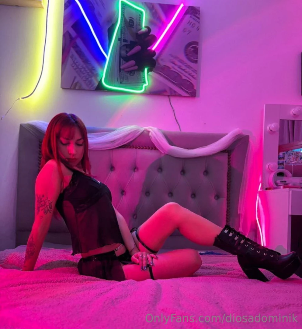 Redmoon18 available day and night- free pic if you follow me -custom part 3 