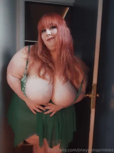 Like a fat sultry tinkerbell i also need attention or i ll die