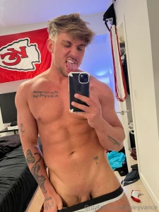 Check ur dm s part 25